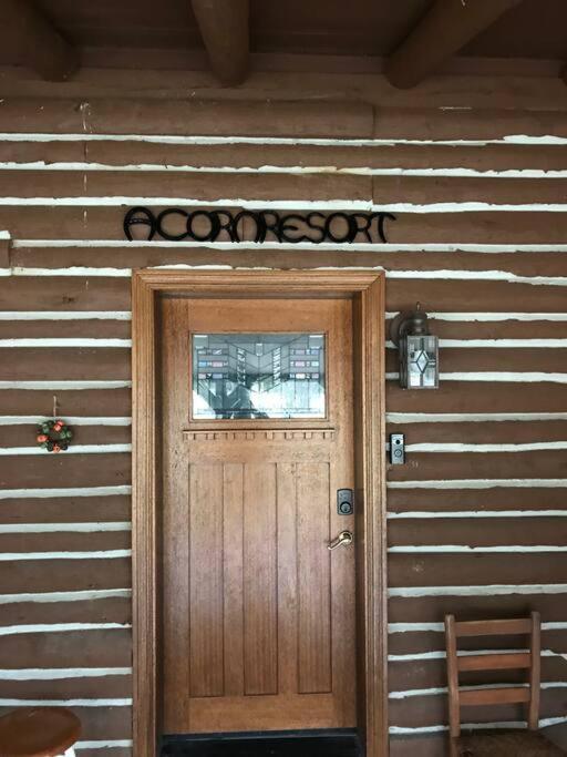 Acorn Resort A Unique Retreat Cabin, 13 Acres Land Bloomington Exterior photo
